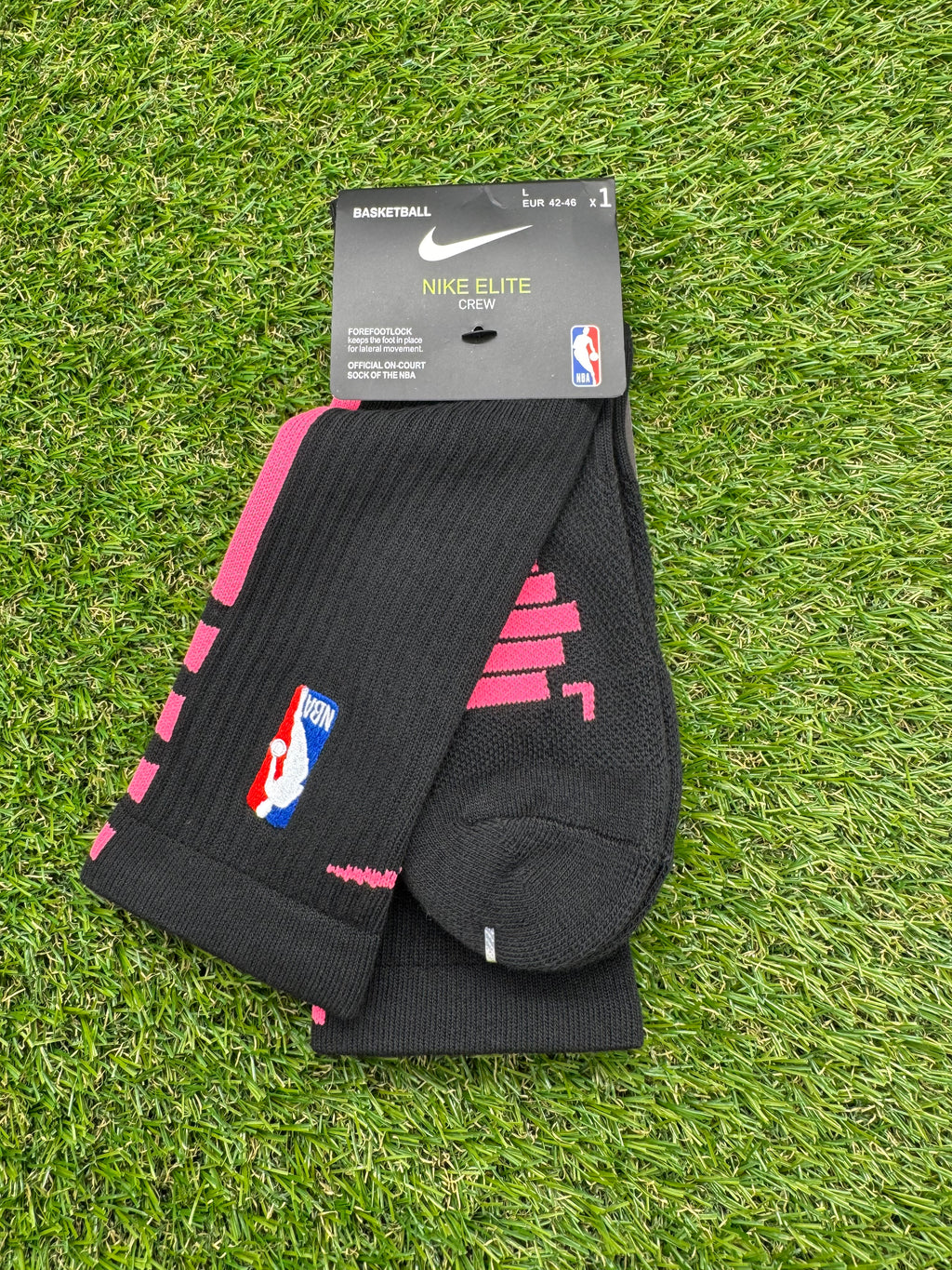 Nike Elite NBA DRI-FIT Black and Pink Crew Socks Large