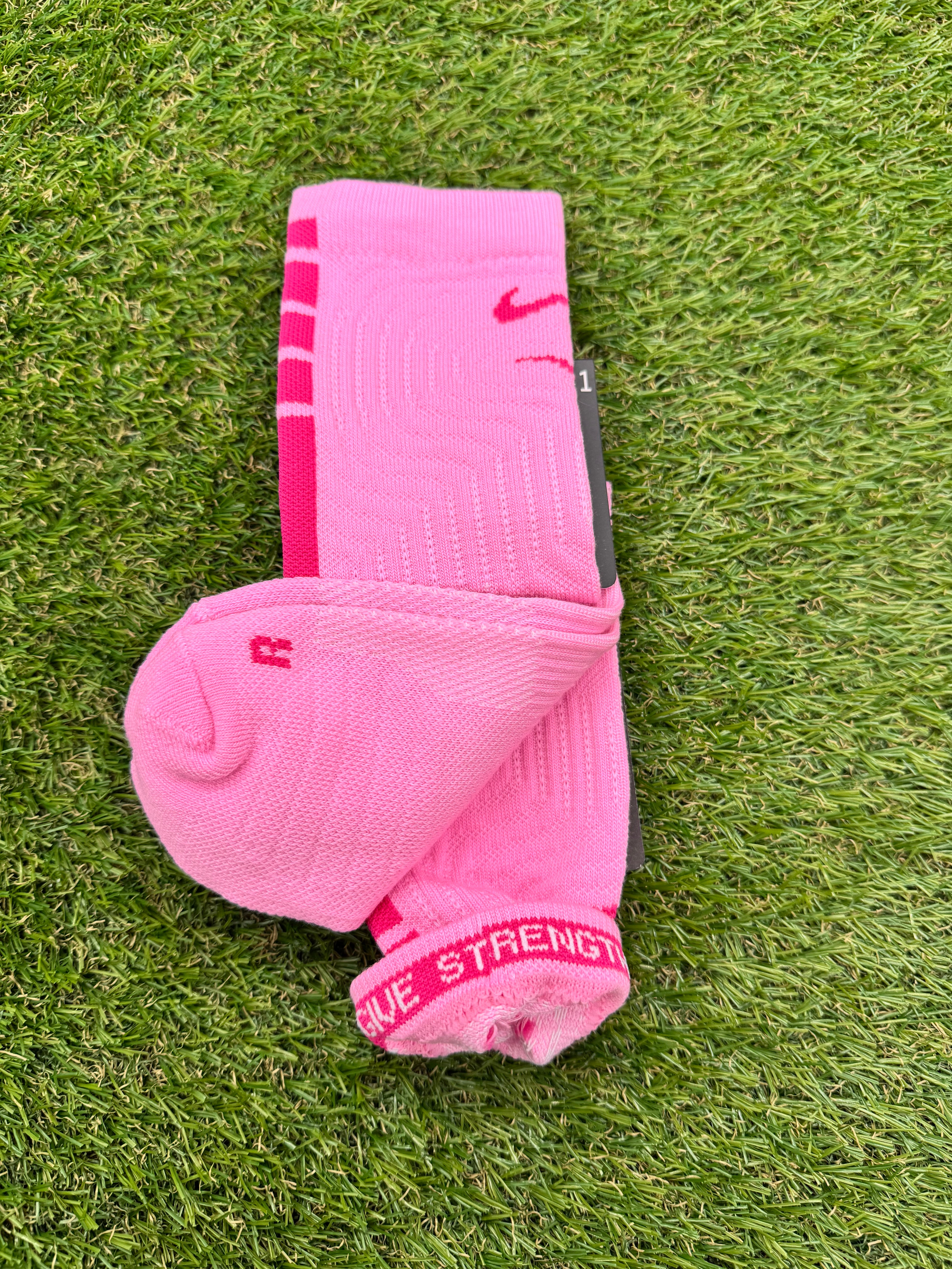 Nike Elite NBA DRI-FIT Pink Ribbon Crew Socks Large