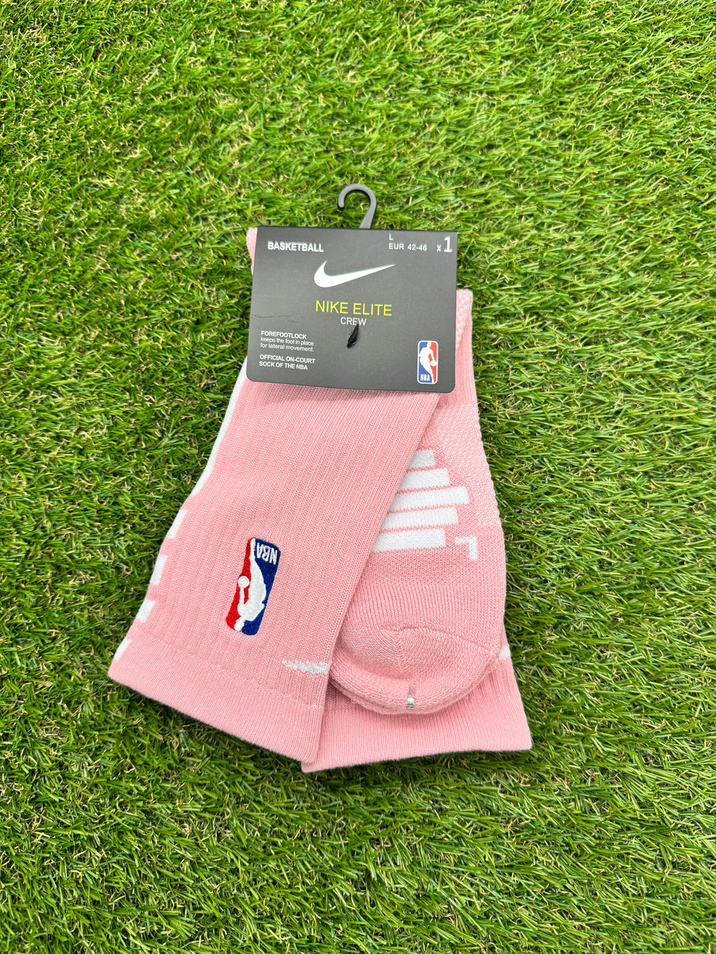 Nike Elite NBA DRI-FIT Light Pink & White Crew Socks Large